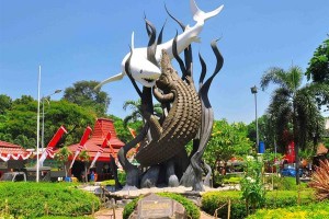 sma percontohan surabaya